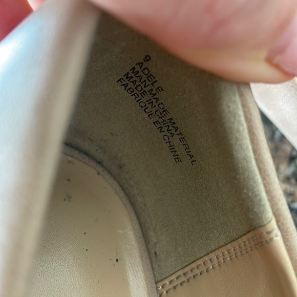 Point Toe Pumps - Picture 9 of 9